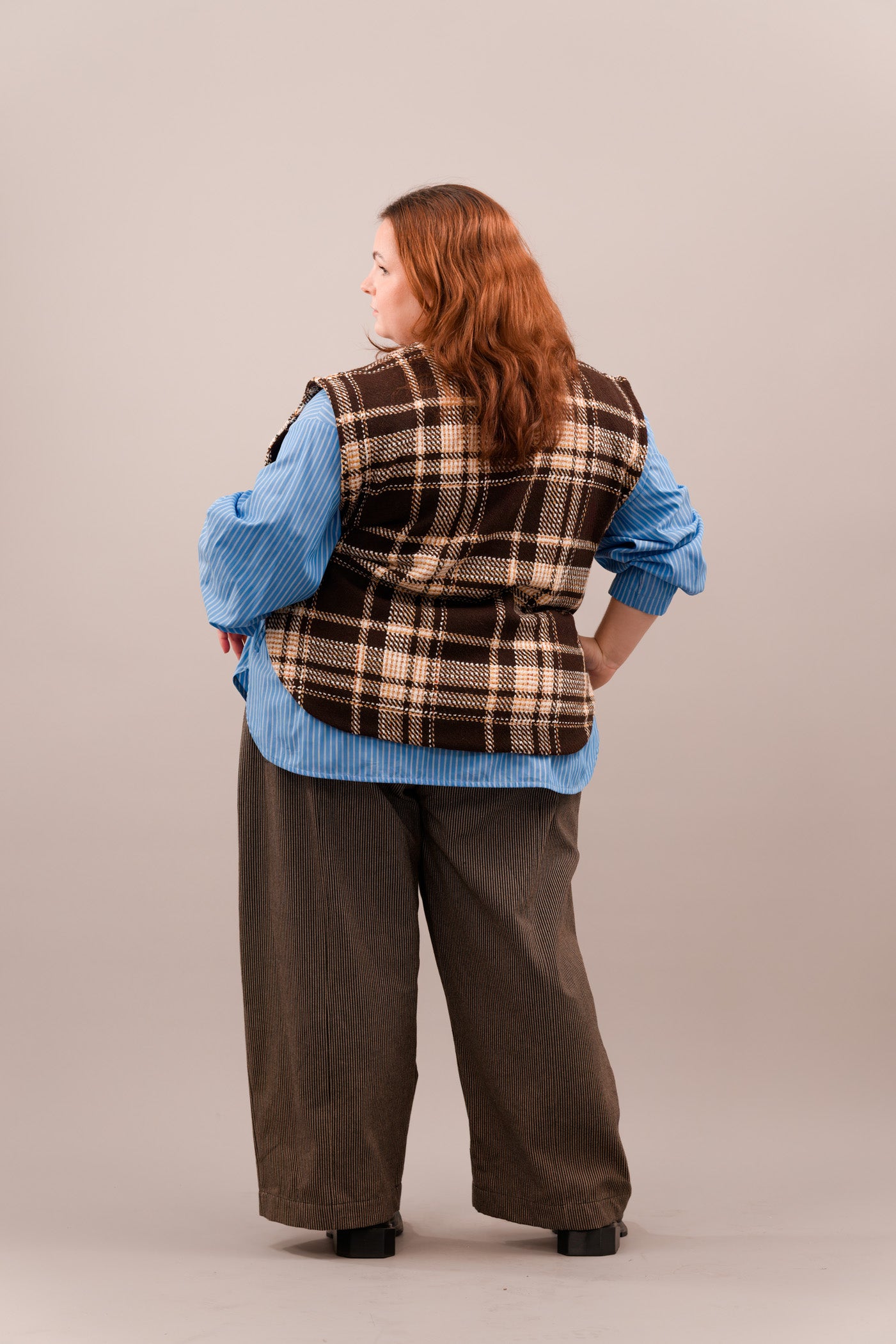 Check Wool Vest in Pecan