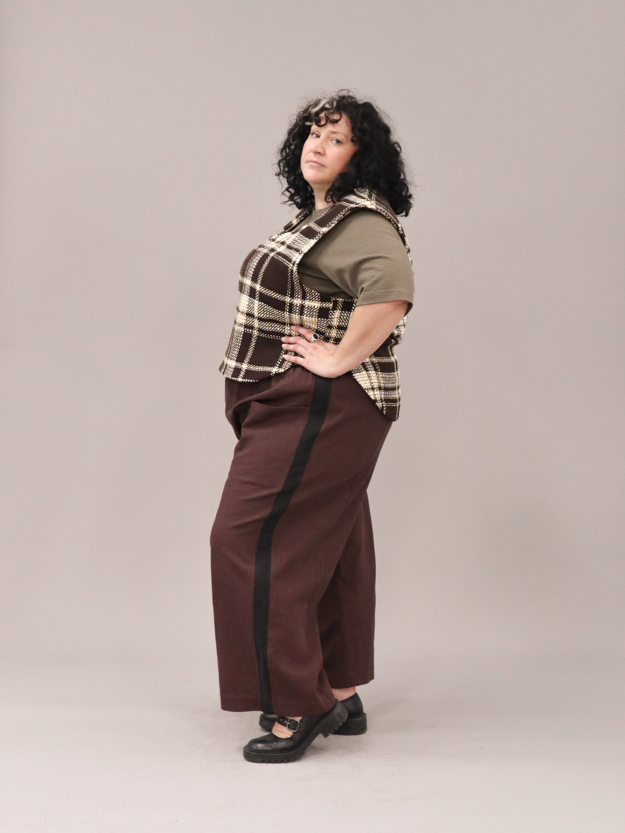 Check Wool Vest in Pecan
