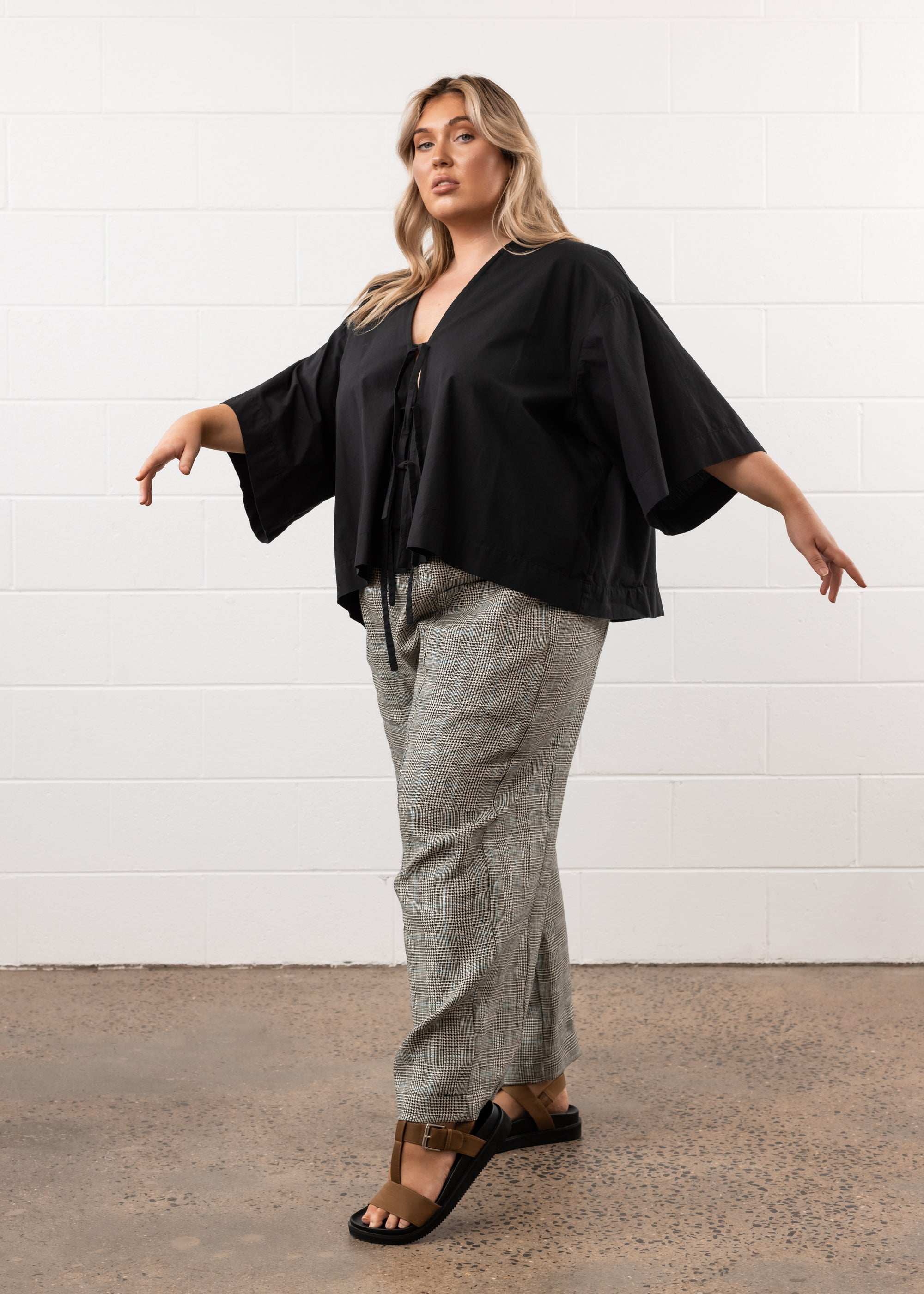 Strings Shirt in Black