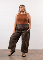 Load image into Gallery viewer, Core Pant in Khaki
