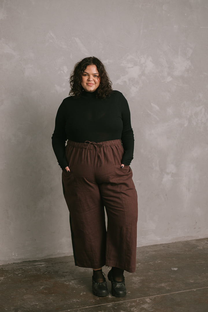 Core Pant in Brown/Black Linen