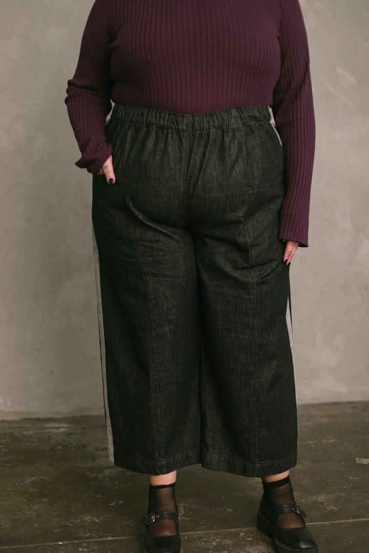 Core Pant in Dark Navy Denim