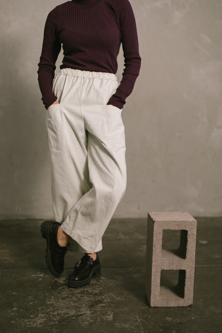 Core Pant in Cream/Tan