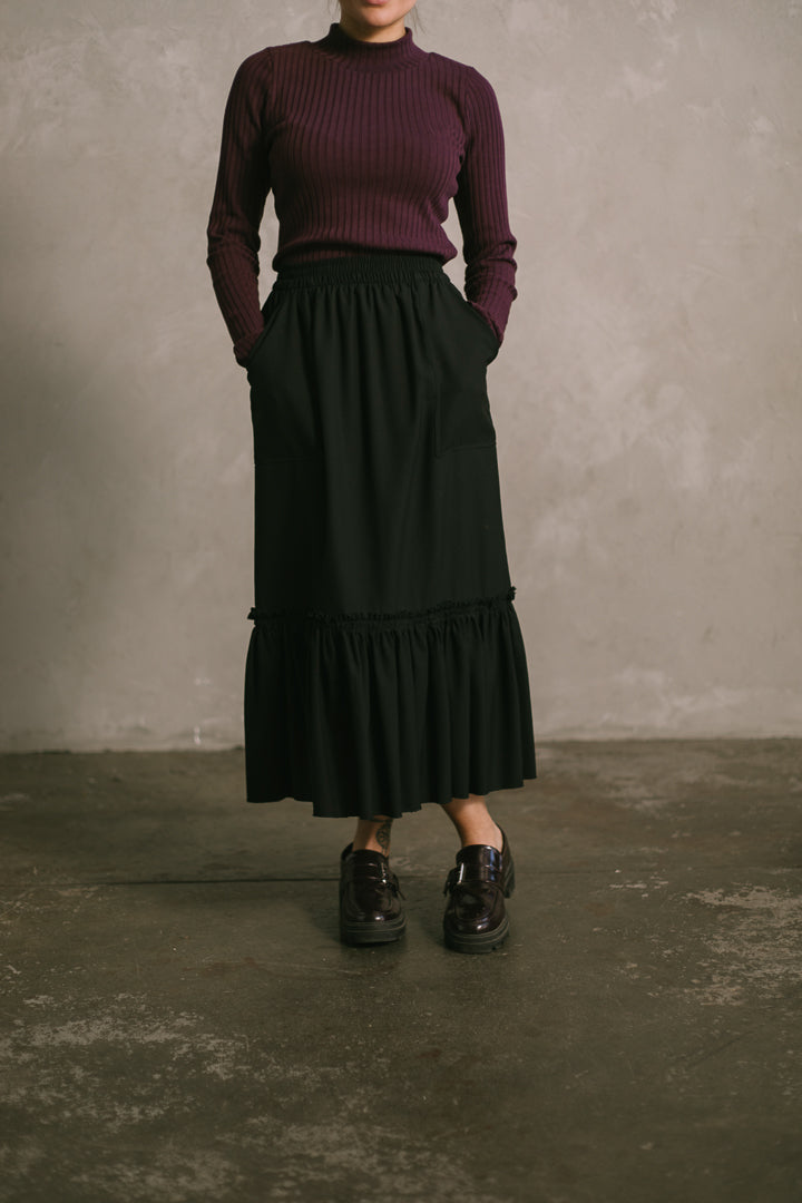 Market Skirt in Black