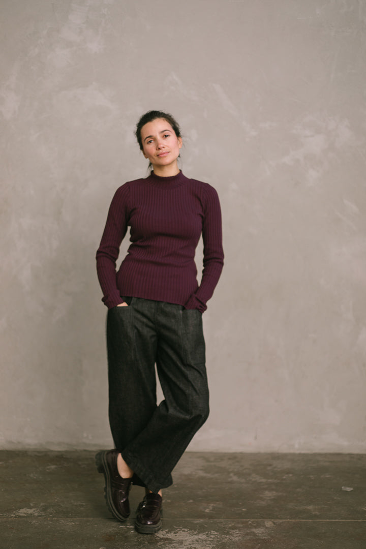 Mock Neck Long Sleeve in Wine