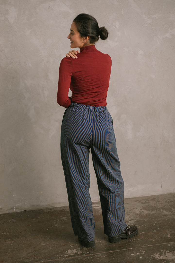 Ease Pant in Shadow Stripe
