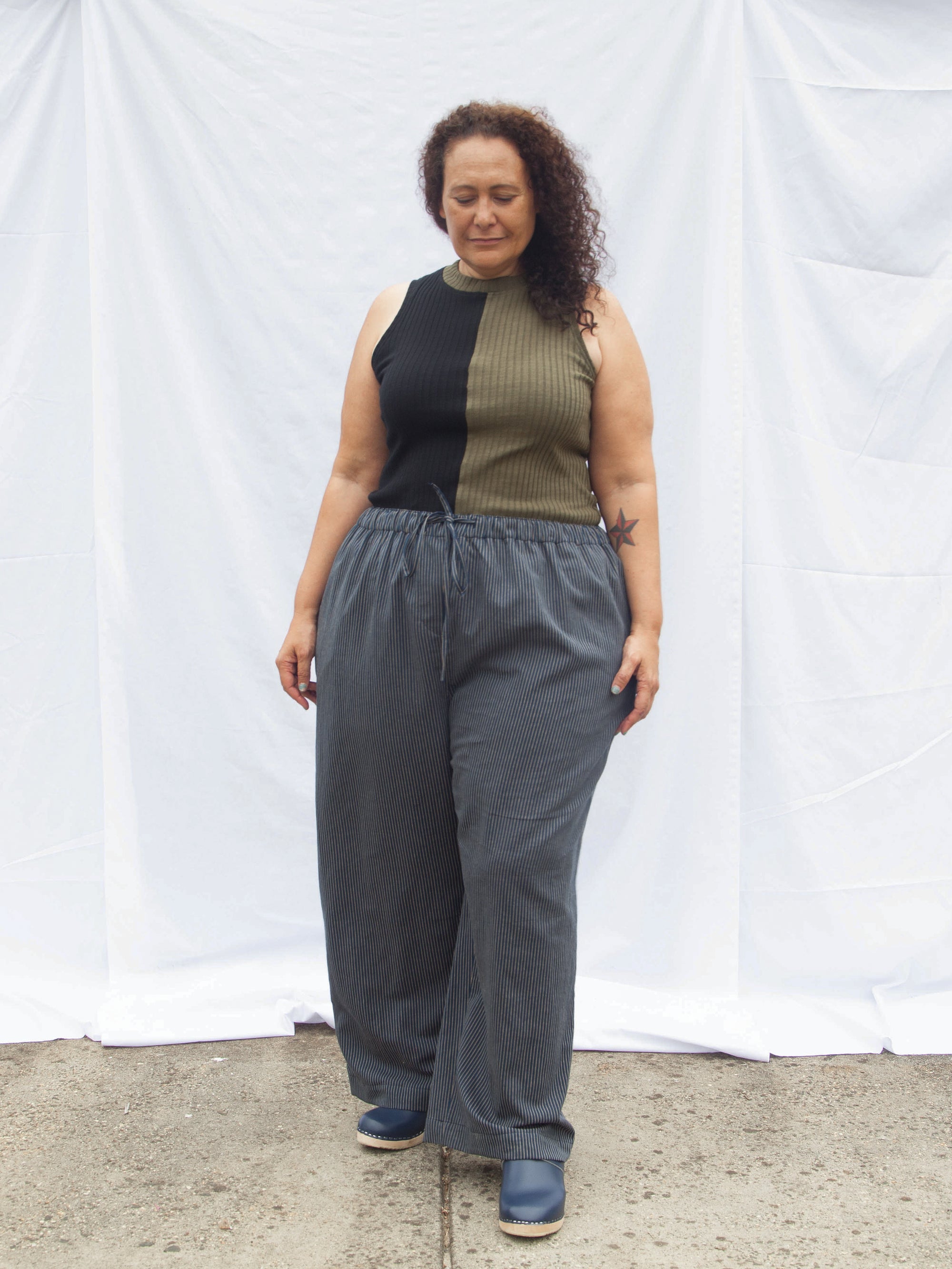 Ease Pant in Shadow Stripe