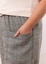 Load image into Gallery viewer, Core Pant in Linen Check
